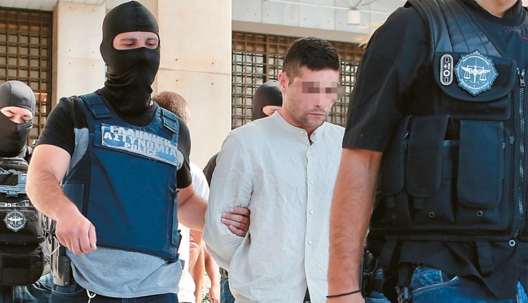 Μετανιωμένος στην απολογία ο εκτελεστής του καθηγητή