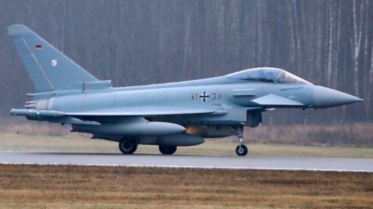 Γερμανικά Eurofighter στην Πολωνία: «Για την προστασία του εναέριου χώρου στην ανατολική πτέρυγα του ΝΑΤΟ»