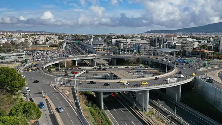 Το έχετε σκεφτεί; Πως θα ήταν η Ελλάδα αν συνεχίσουν να φτιάχνουν κυκλικούς κόμβους; (video)
