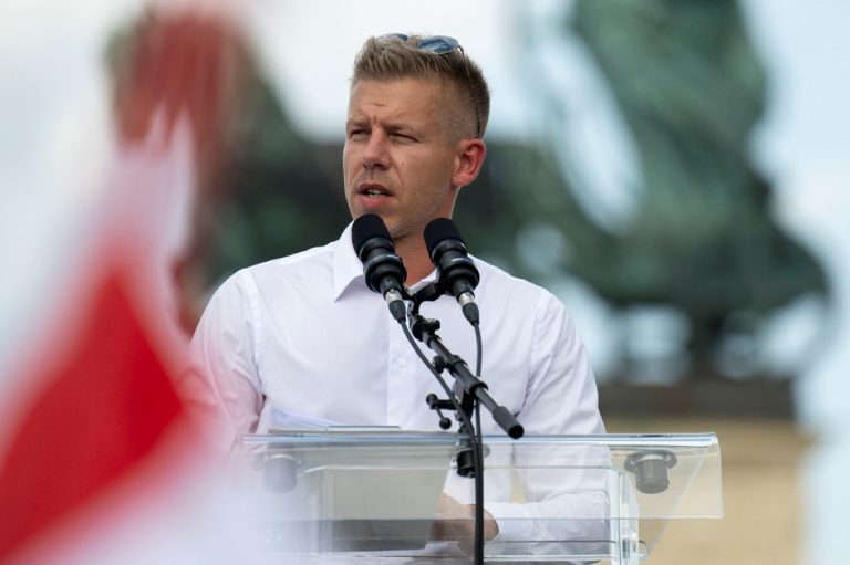 Πέτερ Μαγιάρ, ηγέτης της ουγγρικής αντιπολίτευσης, για Ρωσία: «Μην παρεμβαίνετε στις εσωτερικές υποθέσεις της χώρας μας»