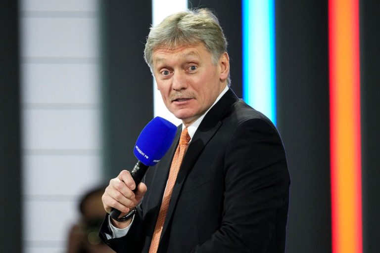 Κρεμλίνο: «Τριμερής συνάντηση για την Ουκρανία εάν οι συνομιλίες μεταξύ Πούτιν και Τραμπ φέρουν αποτελέσματα»