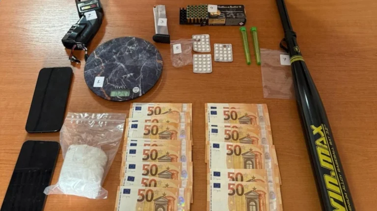 Ποινική δίωξη για κακούργημα στον πρώην αστυνομικό και TikToker