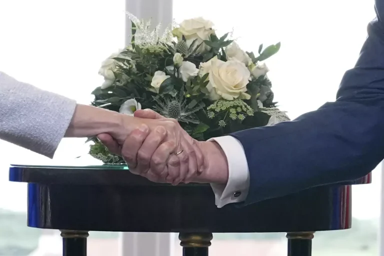 Τα… ψιλά γράμματα της εμπορικής συμφωνίας μεταξύ ΕΕ και ΗΠΑ