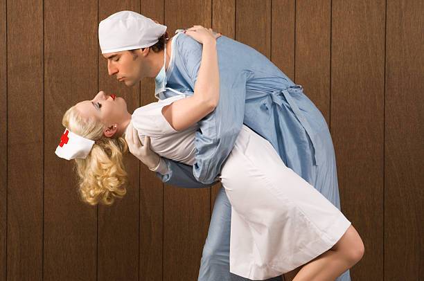 Γιατρός και νοσηλεύτρια το… έκαναν όταν ο ασθενής βρισκόταν σε αναισθησία!