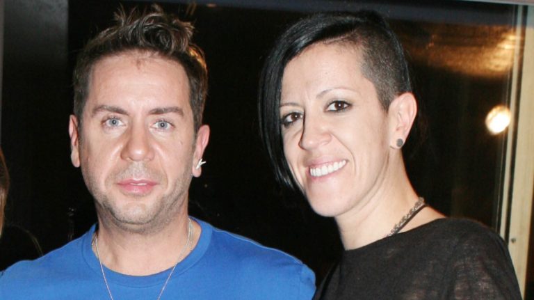 «Με έχει μπλοκάρει από παντού» υποστηρίζει η αδελφή του Γιώργου Μαζωνάκη (video)