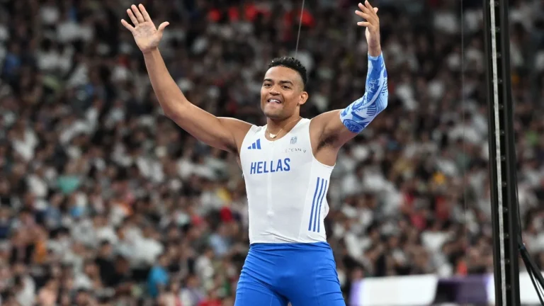 Χωρίς να ιδρώσει στον τελικό επί κοντώ του παγκόσμιου ο «Μανόλο» (VIDEO)