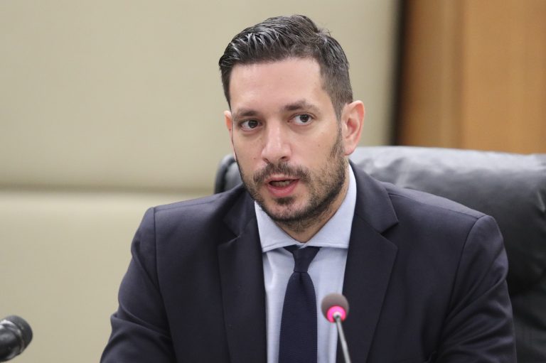 Τέλος στις «φάμπρικες» διπλωμάτων! Φέτος γίνεται η πιο οργανωμένη προσπάθεια στην οδική ασφάλεια