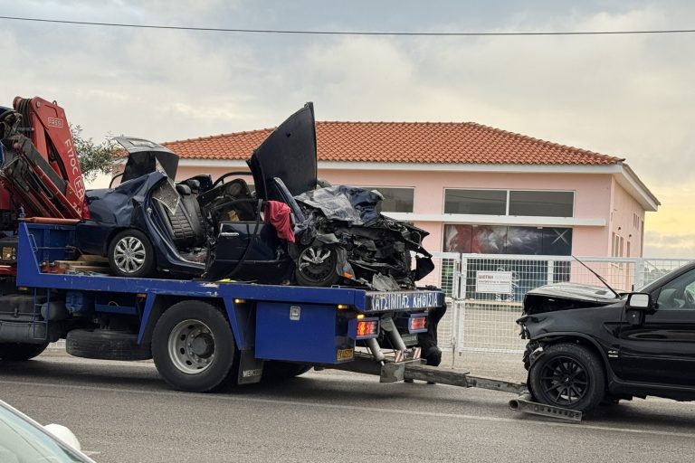 Τρεις νεκροί και δύο σοβαρά τραυματίες στο τροχαίο κοντά στα διόδια (video)