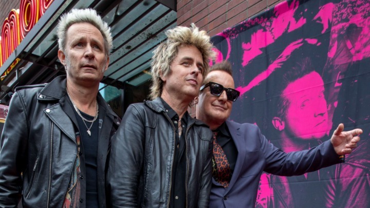 Το «American Idiot» των Green Day το πιο σημαντικό ροκ και μέταλ άλμπουμ του 21ου αιώνα στο Η.Β.