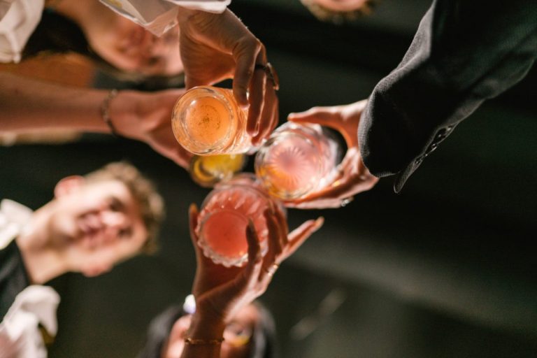 Σέρβιραν αλκοόλ σε ανήλικους στο Ρέθυμνο