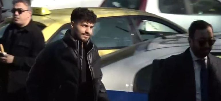 22χρονος τραγουδιστής μήνυσε τον Μαζωνάκη για σεξουαλική παρενόχληση (video)