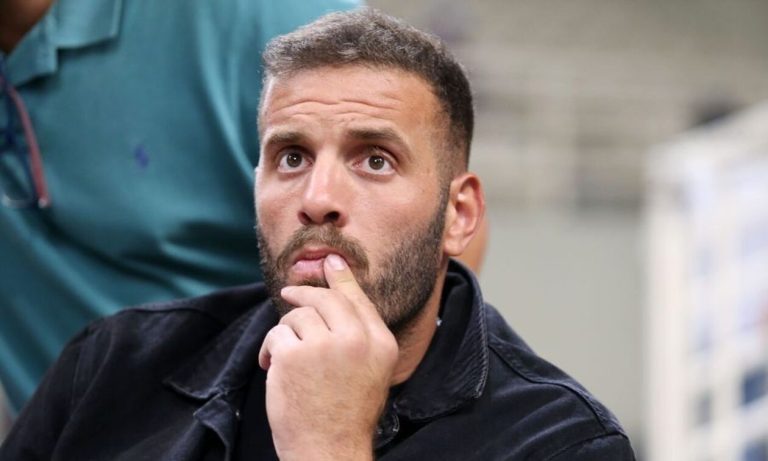 Ο Νίκος Παππάς χτύπησε δημοσιογράφο -Εκτός ευρωομάδας ΣΥΡΙΖΑ, με απόφαση Φάμελλου