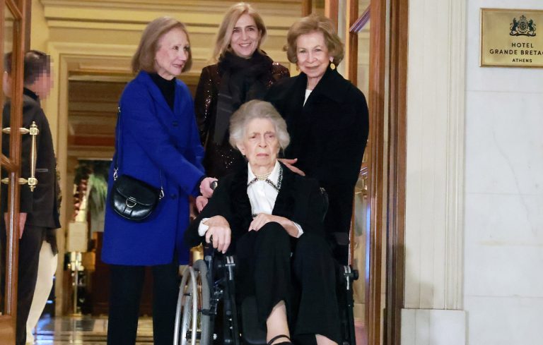 Η πριγκίπισσα Ειρήνη «σβήνει μέρα με την μέρα» – Στο πλευρό της η βασίλισσα Σοφία