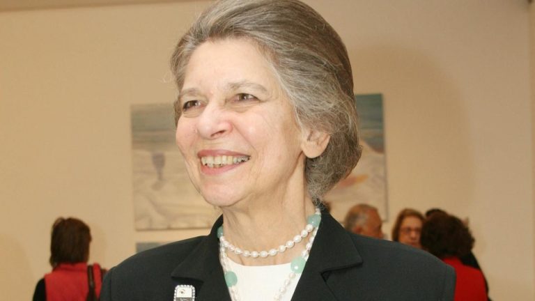 Πέθανε η πριγκίπισσα Ειρήνη, η μικρότερη αδελφή του τέως βασιλιά Κωνσταντίνου