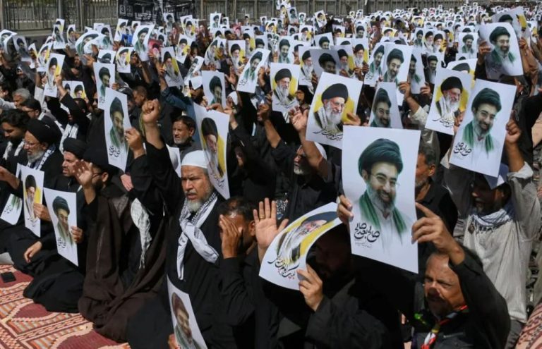 Ιράν: Πού βρίσκεται ο τραυματίας Μοτζτάμπα Χαμενεΐ