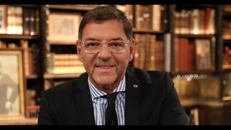 Η απάντηση του δικηγόρου του Τσαγκαράκη για το επίμαχο Ευαγγέλιο (video)