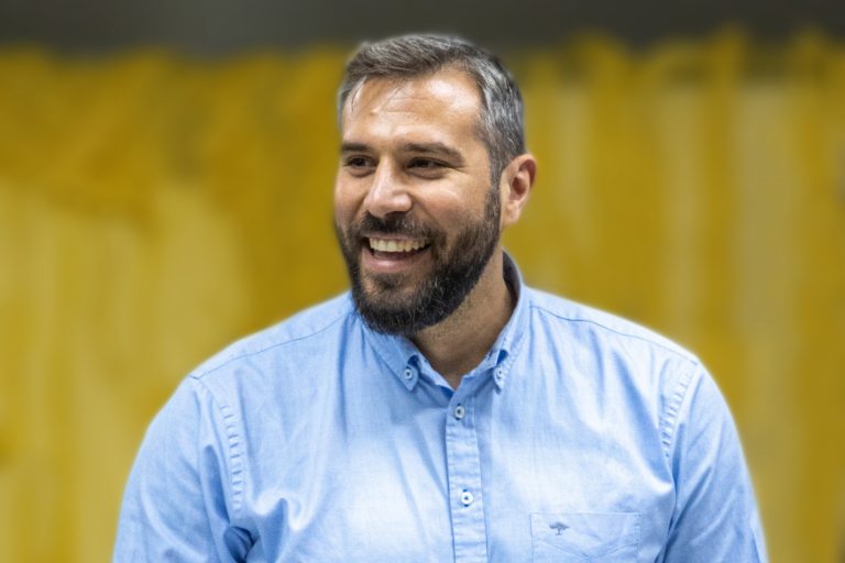 Ο Δήμος Πετρούπολης δίπλα στους δημότες