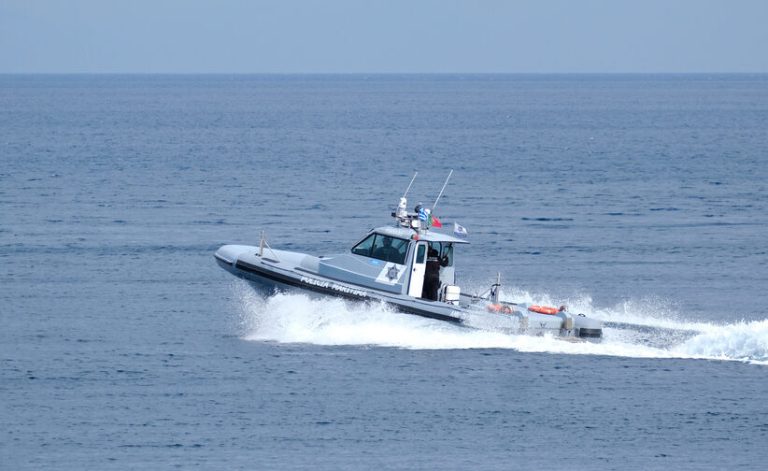 Σκάφος της Frontex ναυάγησε στο Καστελλόριζο – Τουλάχιστον 2 τραυματίες