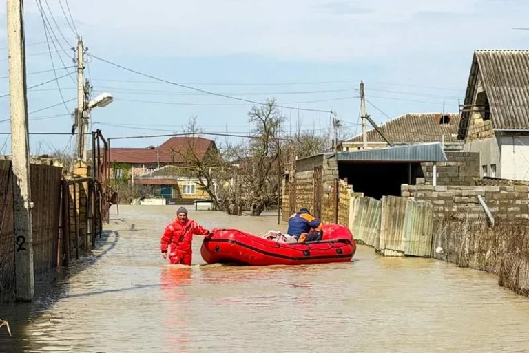 Ρωσία: Φονικές πλημμύρες πλήττουν το Νταγκεστάν – 2 νεκροί, τουλάχιστον 4.000 εκτοπισμένοι