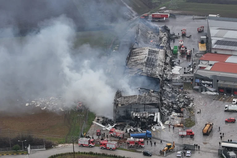 Φονική έκρηξη στη «Βιολάντα»: Το πόρισμα του ΕΜΠ δείχνει διαβρωμένο σωλήνα και παραλείψεις