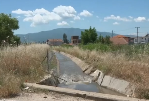 Σέρρες: Εξετάζουν αν ο νεκρός 10χρονος χτυπήθηκε από ηλεκτρικό ρεύμα πριν πέσει στο κανάλι – Σύλληψη γυναίκας για ρευματοκλοπή
