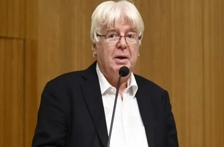 Σιακαντάρης: Η βελόνα του ΠΑΣΟΚ έχει κολλήσει γι αυτό το λόγο και όχι λόγω του Ανδρουλακη