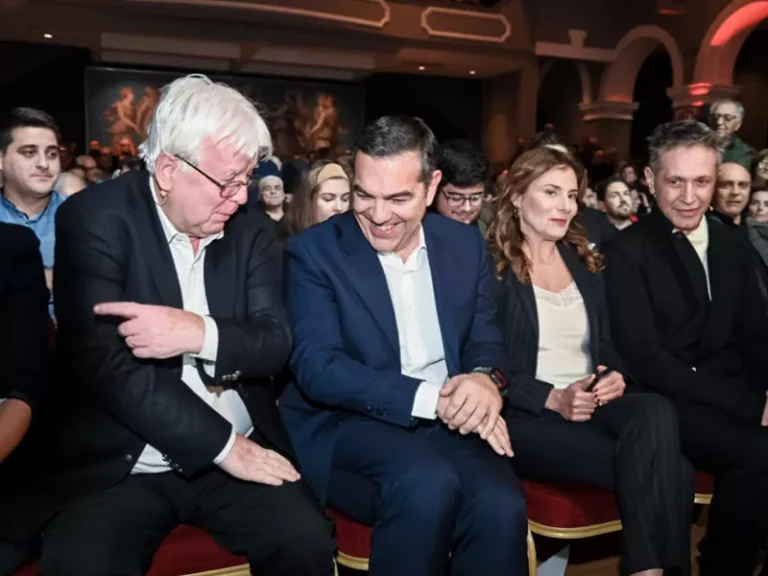 Μια παρεξήγηση που απαιτεί… εξήγηση: Γιατί άναψε πολιτική φωτιά ανάμεσα σε ΠΑΣΟΚ και συνεργάτη του Τσίπρα