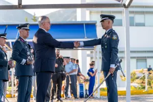 Ορκίστηκαν 120 νέοι Υπαστυνόμοι της ΕΛ.ΑΣ. – Τα ξίφη παρέδωσε ο Πρόεδρος της Δημοκρατίας
