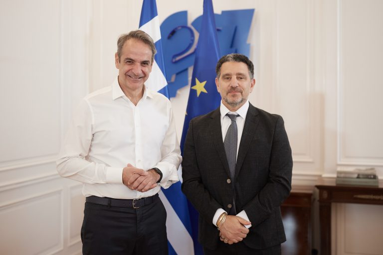 Συνάντηση Κ. Μητσοτάκη με τον Senior Vice President της Amazon: Στο τραπέζι νέες επενδύσεις και ενσωμάτωση της ελληνικής γλώσσας σε Kindle και Alexa