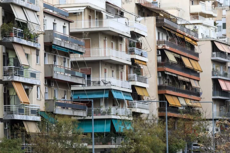 Airbnb ή κλειστά σπίτια; Η μελέτη που αλλάζει όσα γνωρίζαμε για το στεγαστικό