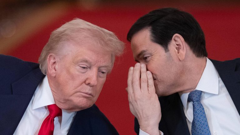 Τραμπ για Κούβα: Δεν αποκλείει στρατιωτική επιχείρηση – «Έχει ωραίες παραλίες και εξαιρετική ακτογραμμή»