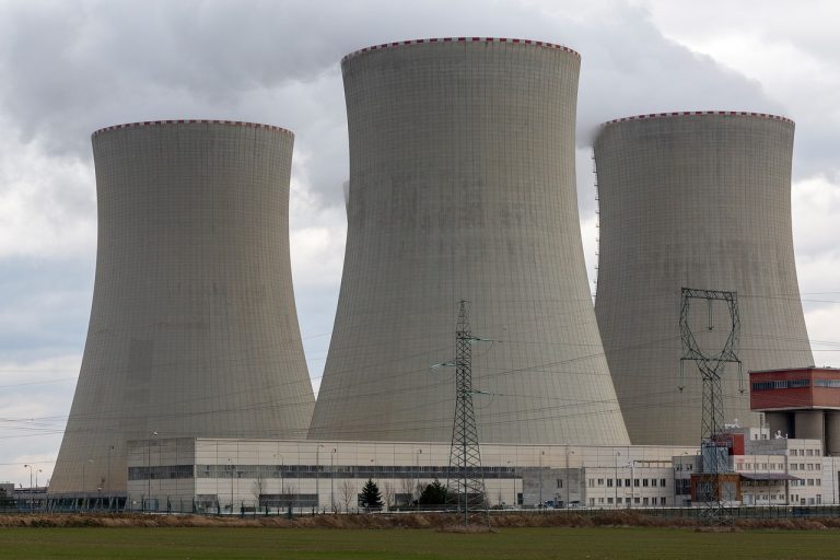 Επενδύσεις 17,5 δισ. δολαρίων από τον Τραμπ στην πυρηνική παραγωγή ενέργειας –
