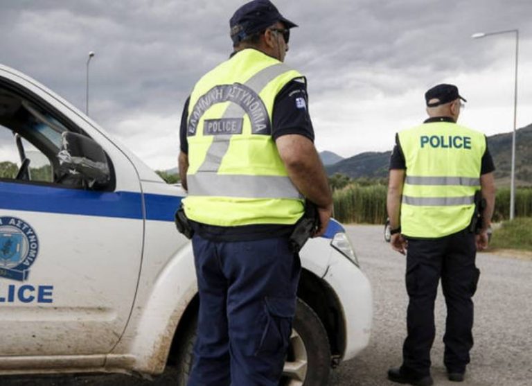Σαν ανέκδοτο: Οχι μόνον έτρεχε με πάνω από 200… προσπάθησε και να δωροδοκήσει για να μην πάρει κλήση