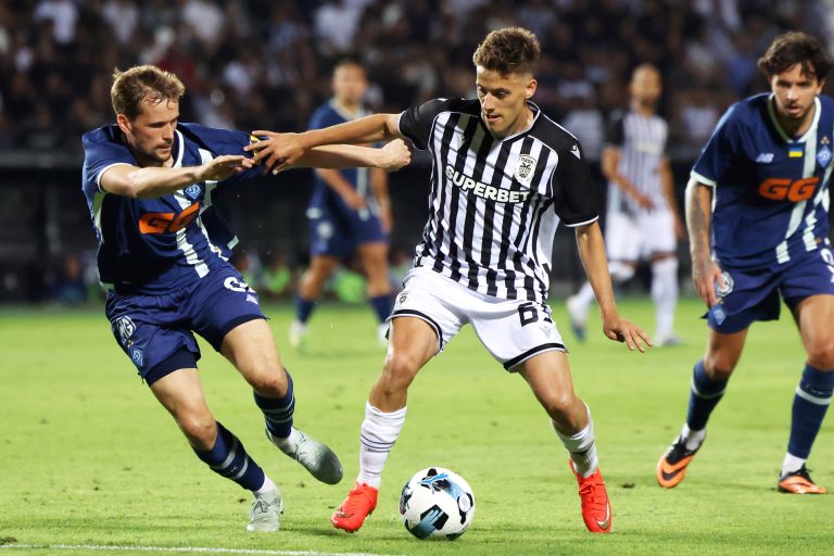 ΠΑΟΚ – Ντινάμο 2-0: Ο «Ντέλιας» άναψε την Τούμπα και έστειλε τον ΠΑΟΚ στον τρίτο προκριματικό (VIDEO)