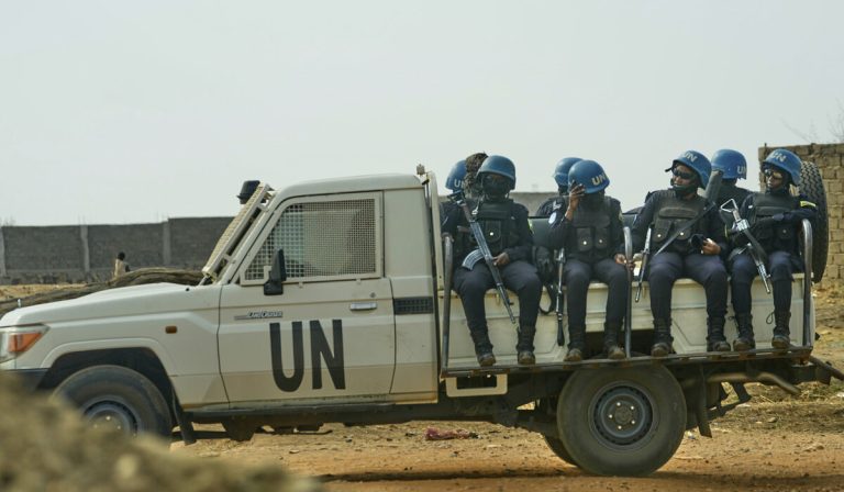 Σουδάν: Drone έπληξε φορτηγό της UNHCR στο Νταρφούρ – Καταστράφηκαν 50 τόνοι ανθρωπιστικής βοήθειας