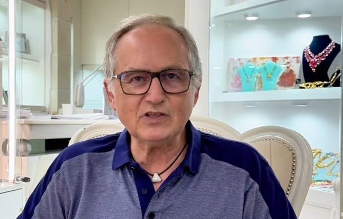 Ιταλία: Ο χρυσοχόος που σκότωσε δύο ληστές και το ηθικό δίλημμα που χωρίζει τη χώρα (Video)