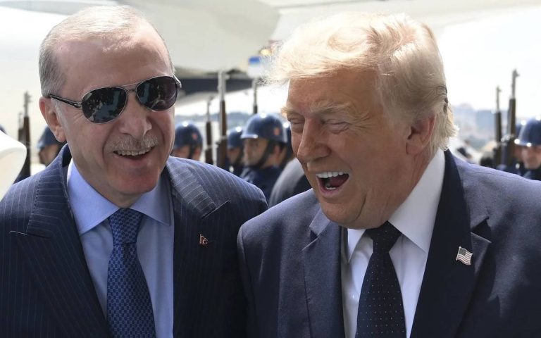 Η «υπόσχεση» του Τραμπ στον Ερντογάν: Γιατί έφερε στο νου το… “στρίβειν δια του αρραβώνος”