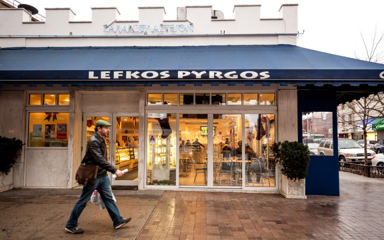 Ζοχράν Μαμντάνι: Στα όπλα εναντίον του οι ομογενείς αλλά και άλλες κοινότητες της Νέας Υόρκης