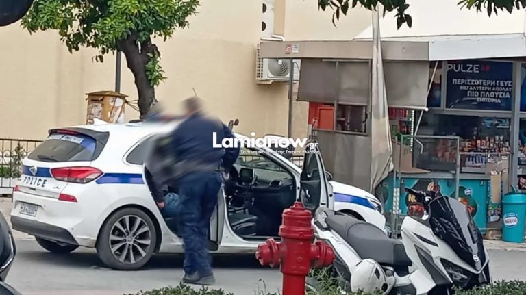 Άγρια συμπλοκή ανηλίκων στο κέντρο της Λαμίας
