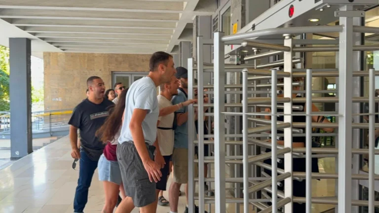 Θεσσαλονίκη: Προφυλακίστηκε και ο τέταρτος κατηγορούμενος για τη φονική επίθεση στην οικογένεια Νέστορα (Video)