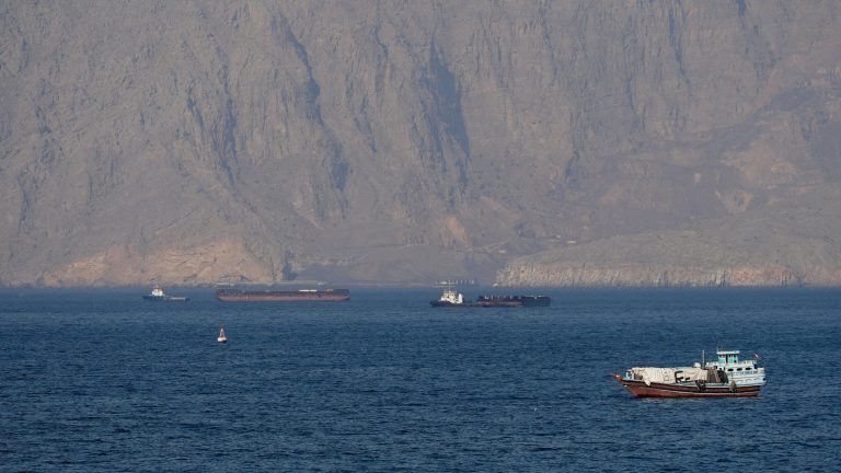 Επίθεση σε ελληνόκτητα τάνκερ στη Μαύρη Θάλασσα – Χωρίς τραυματισμούς τα πληρώματα