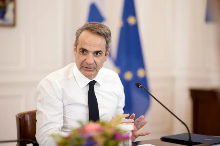 Μητσοτάκης: Αφορολόγητα tips έως 6.000 ευρώ τον χρόνο – Τι αλλάζει για τους εργαζόμενους