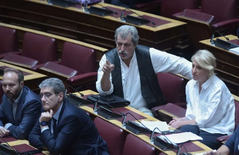 ΣΥΡΙΖΑ σε τροχιά νέας εσωκομματικής κρίσης: Στα άκρα η σύγκρουση Δούρου – Πολάκη πριν από την εκλογή ηγεσίας