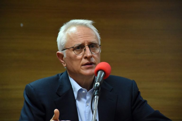 Αποχώρησε και ο Γιάννης Ραγκούσης από τον ΣΥΡΙΖΑ