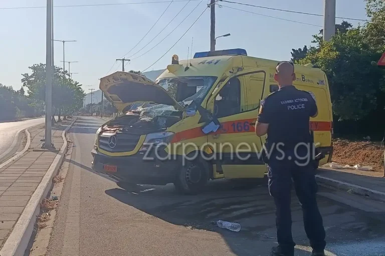Βίντεο ντοκουμέντο από τη σύγκρουση ΙΧ με ασθενοφόρο στα Χανιά