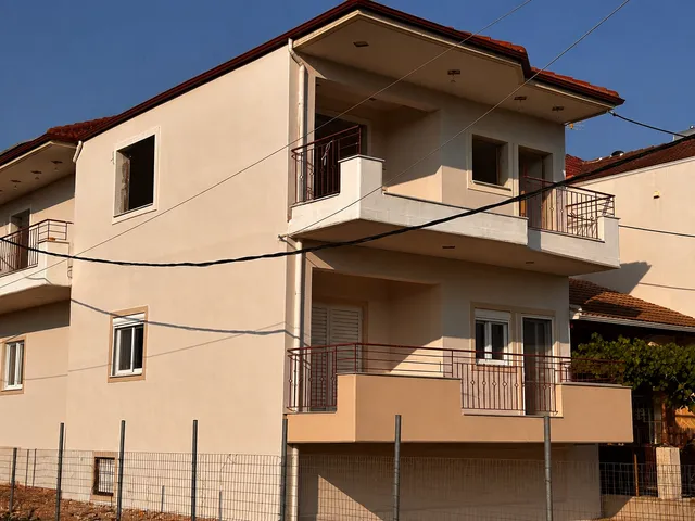 ΣτΕ: Μπλόκο στην τακτοποίηση αυθαιρέτων με ακυρωμένες οικοδομικές άδειες