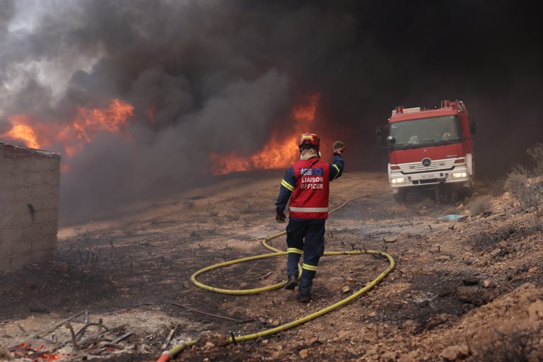 Κόκκινος συναγερμός για φωτιές σήμερα: Στην κατηγορία 5 Αττική και ακόμη 5 περιοχές