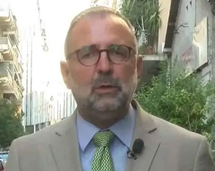 Κάνε κι εσύ ένα κόμμα… προλαβαίνεις!