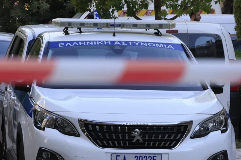 Νεκρό από μαχαιριές το βρέφος στον Μεσαίωνα της Κυψέλης: “Μίλησαν” τα τραύματα στο σώμα του 8 μηνών αγοριού (Video)
