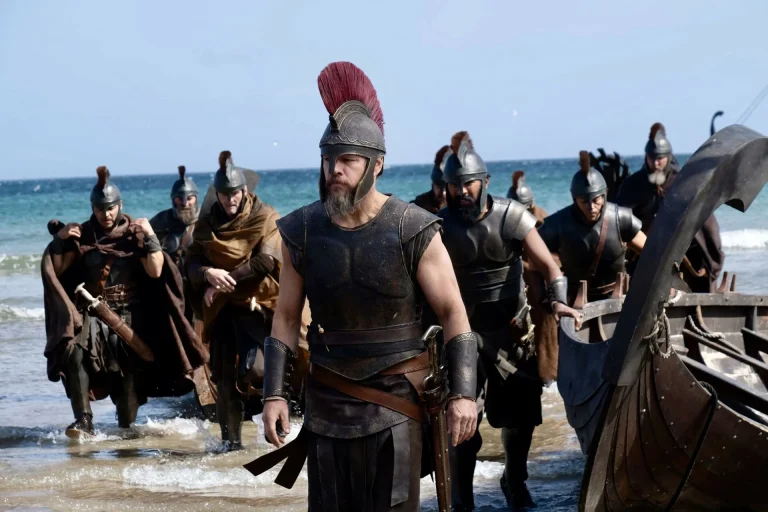 «Οδύσσεια»: Γιατί ο Κρίστοφερ Νόλαν απαγόρευσε τις UGG στα γυρίσματα